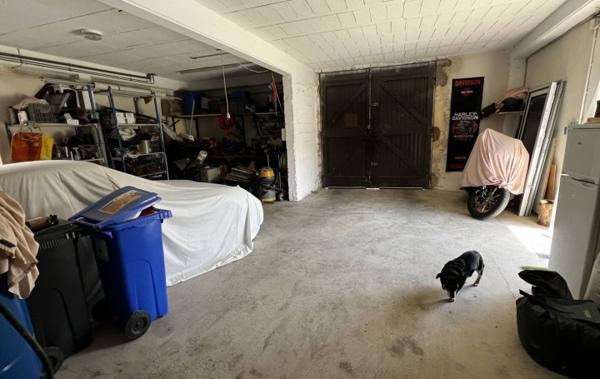 Vente Maison de village avec cour et garage rénové(e) Saint-gilles   