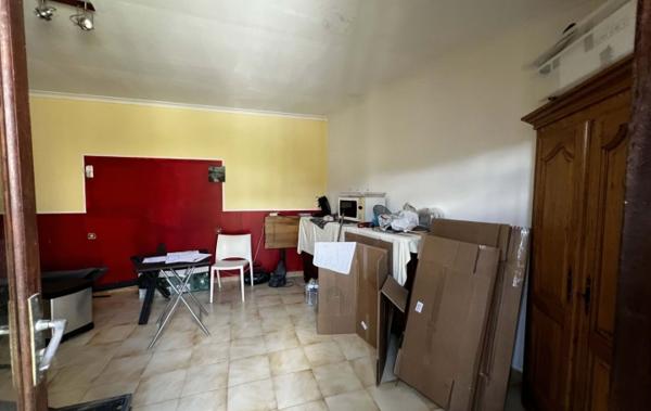 Vente Maison de village avec cour et garage rénové(e) Saint-gilles   