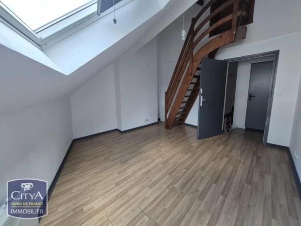 Appartement à louer 2 pièces 33.5m² Valenciennes (59300)
