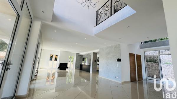 Maison à vendre 7 pièces 252 m² Vence