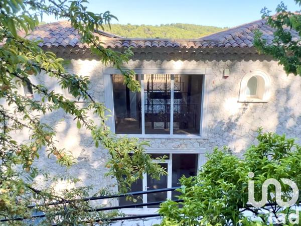 Maison à vendre 7 pièces 252 m² Vence
