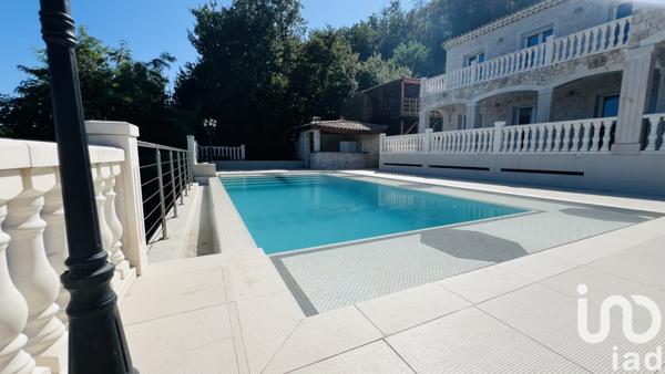 Maison à vendre 7 pièces 252 m² Vence