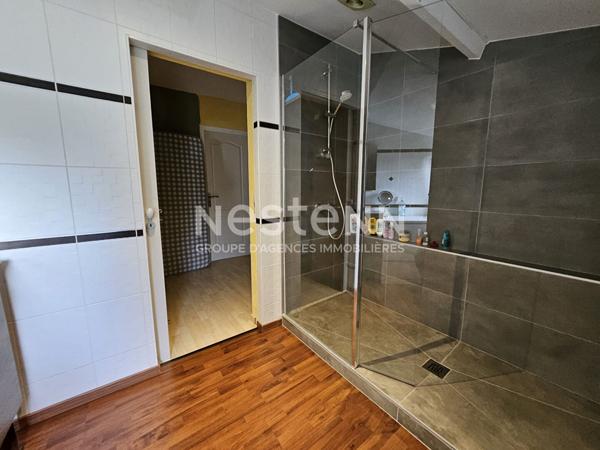 Fontenay-le-Comte, Longère, 4 chambres, 1 salle de bains, 2 salles d'eau, garage, jardin