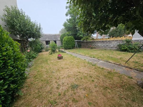Quartier de la Mairie. Maison 97m² sur une parcelle de 333m²