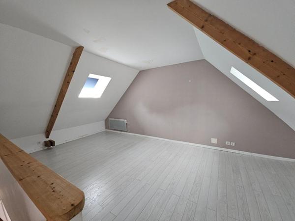 Quartier de la Mairie. Maison 97m² sur une parcelle de 333m²