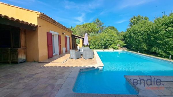 LORGUES VILLA T5 STUDIO GARAGE PISCINE