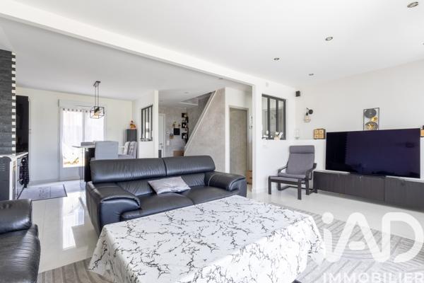 Maison à vendre 8 pièces 180 m² Montgeron