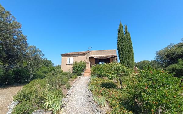 Maison à vendre    4 pièces •  Méjannes-le-Clap