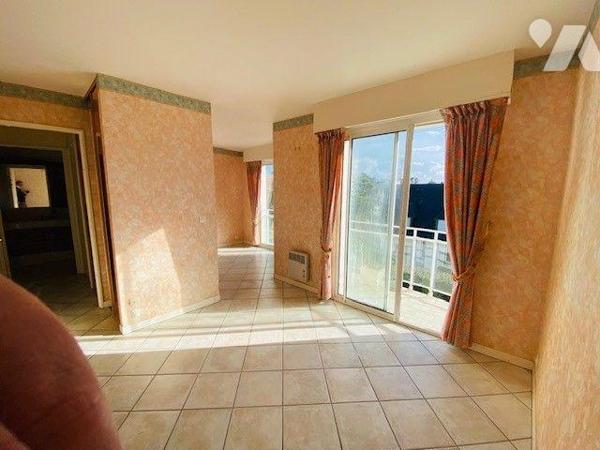 Appartement à Vendre à Trégastel (22730) en Côtes-d'Armor (22)

Situé à Trégastel, cet appart...