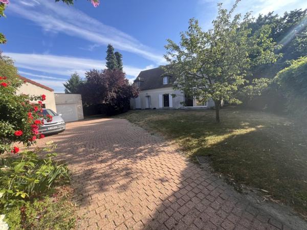 Vente / Maison d'architecte à Lacroix-Saint-Ouen (60610)