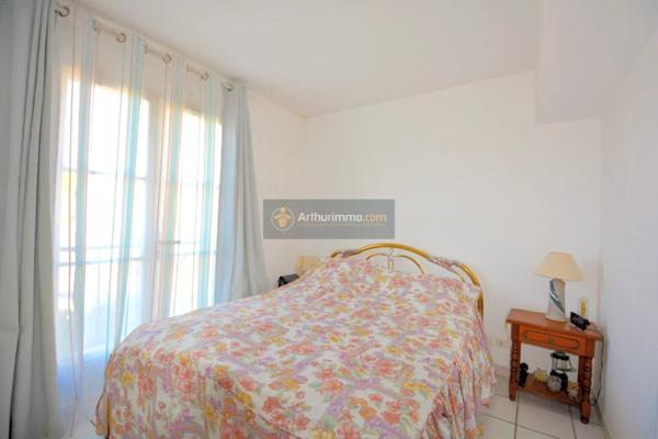 Vente Appartement 2 pièces 64 m2 à Roquebrune-sur-Argens