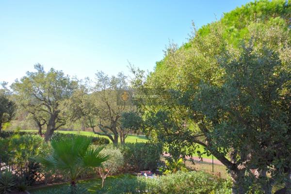 Vente Appartement 2 pièces 64 m2 à Roquebrune-sur-Argens