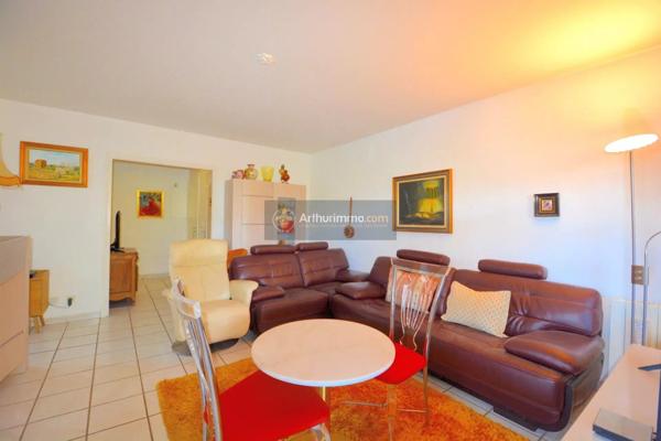 Vente Appartement 2 pièces 64 m2 à Roquebrune-sur-Argens