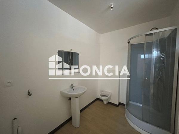 Location Appartement 2 pièces 37.4 m² - 13 RUE MICHELET Charleville Mezieres 08000