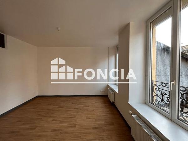 Location Appartement 2 pièces 37.4 m² - 13 RUE MICHELET Charleville Mezieres 08000