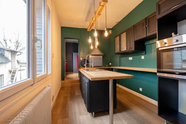 LIEUX UNIQUES ® x PROPRIÉTÉS PRIVÉES PROPOSE MAISON DE 1930  DE 134 M² HYPER-CENTRE DE VENDÔME