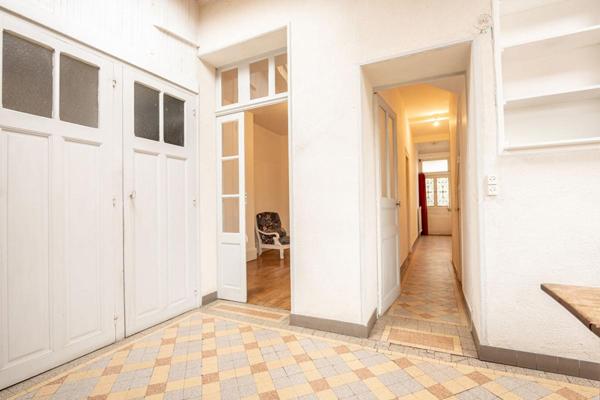 LIEUX UNIQUES ® x PROPRIÉTÉS PRIVÉES PROPOSE MAISON DE 1930  DE 134 M² HYPER-CENTRE DE VENDÔME