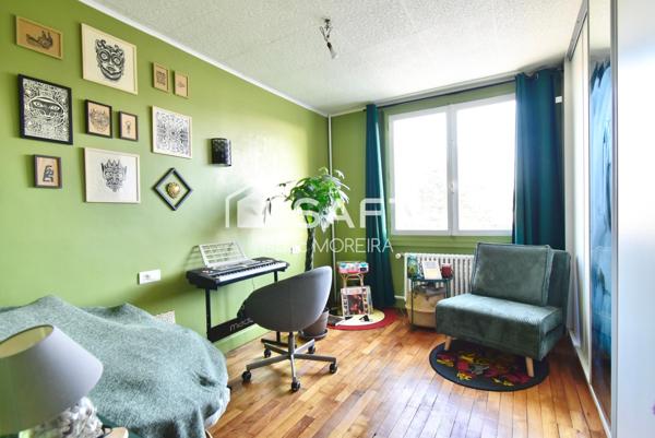 Maison 4 chambres avec garage proche Bueil