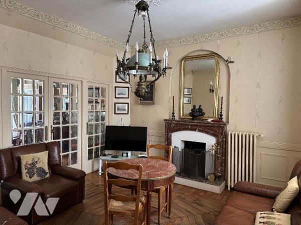 Belle maison de bourg à 17 kms de Montluçon