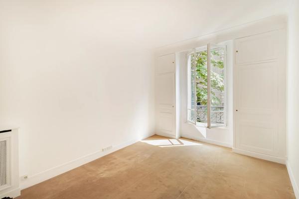 Appartement Paris 7e - PLACE DE BRETEUIL