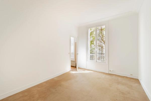 Appartement Paris 7e - PLACE DE BRETEUIL