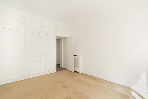 Appartement Paris 7e - PLACE DE BRETEUIL