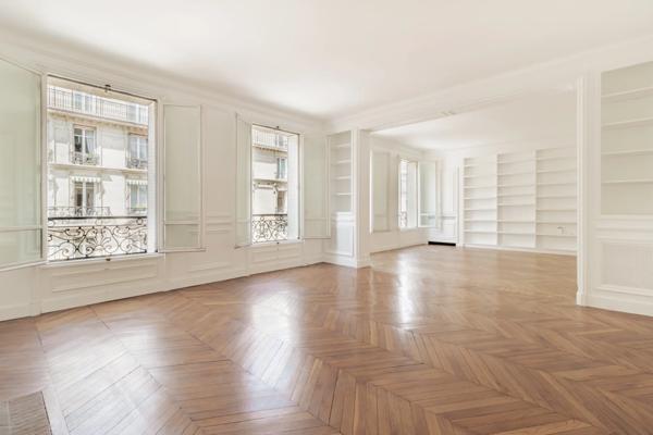 Appartement Paris 7e - PLACE DE BRETEUIL