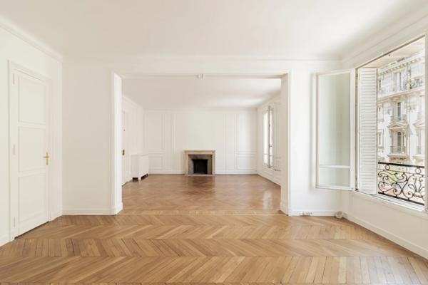 Appartement Paris 7e - PLACE DE BRETEUIL