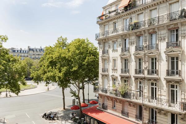 Appartement Paris 7e - PLACE DE BRETEUIL