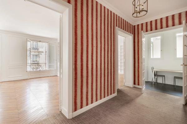 Appartement Paris 7e - PLACE DE BRETEUIL