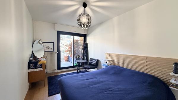 Appartement de 147m2 avec belle terrasse et garage secteur Hotel de ville