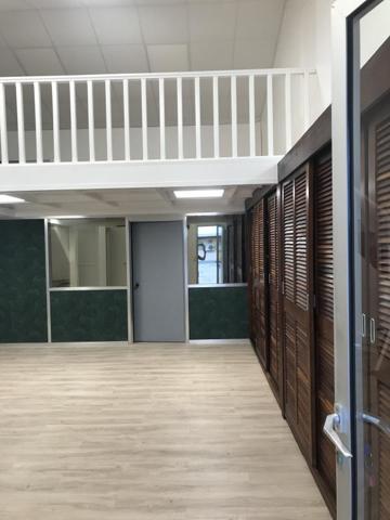 Baie-Mahault (97122) BUREAU