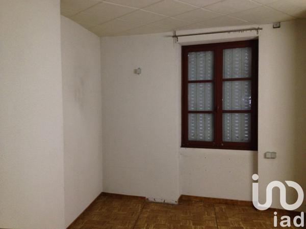 House for sale 6 rooms 119 m² Chauffailles
