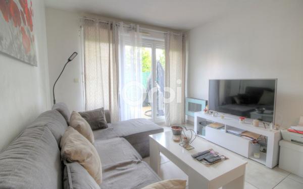 Appartement à louer    2 pièces • 32,87 m2 Meyzieu