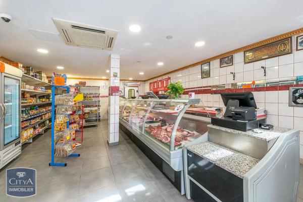 Immeuble à vendre 180m²