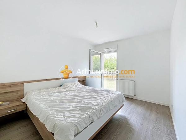 Vente                                                      Appartement
                        
                     4 pièces                      78 m2                     à Bron