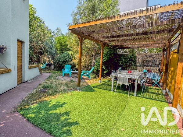 Maison à vendre 6 pièces 124,74 m² Saint-Maur-des-Fossés