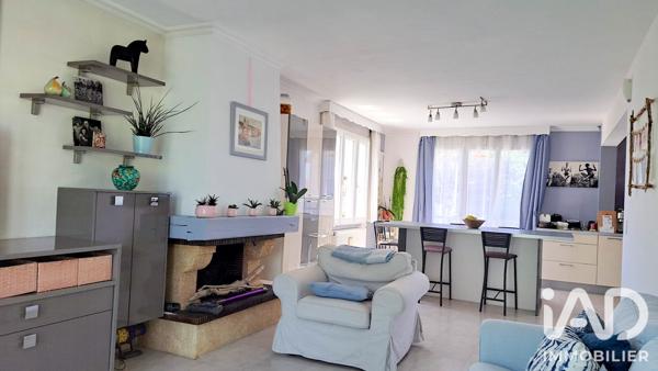 Maison à vendre 5 pièces 112,2 m² Saint-Julien-les-Villas