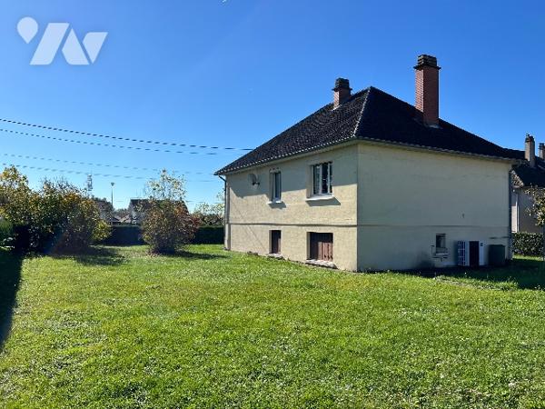 A COSNE COURS SUR LOIRE, dans un quartier calme et résidentiel