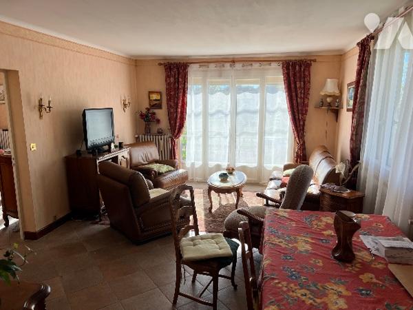 A COSNE COURS SUR LOIRE, dans un quartier calme et résidentiel