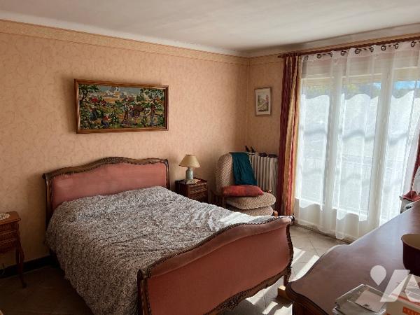 A COSNE COURS SUR LOIRE, dans un quartier calme et résidentiel