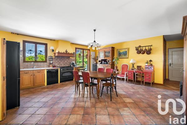 Maison à vendre 4 pièces 131 m² Grézieu-la-Varenne