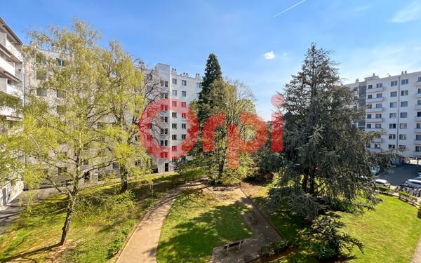 Appartement à vendre    3 pièces • 52 m2 Lyon 8