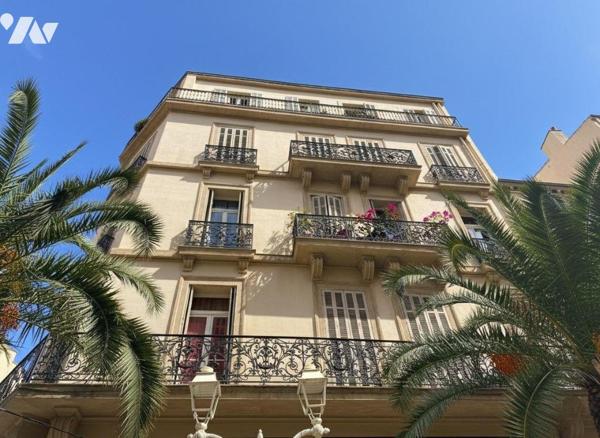 A VENDRE TOULON (VAR) 83000 - HAUTE VILLE - SPACIEUX APPARTEMENT HAUSSMANNIEN T4/T5 de 151 M2 P...