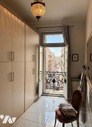 A VENDRE TOULON (VAR) 83000 - HAUTE VILLE - SPACIEUX APPARTEMENT HAUSSMANNIEN T4/T5 de 151 M2 P...