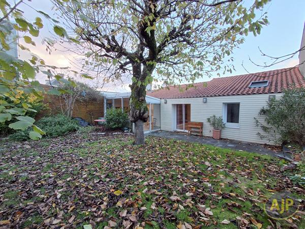 Vente maison La Roche Sur Yon : 203 000 € - AJP Immobilier La Roche-sur-Yon