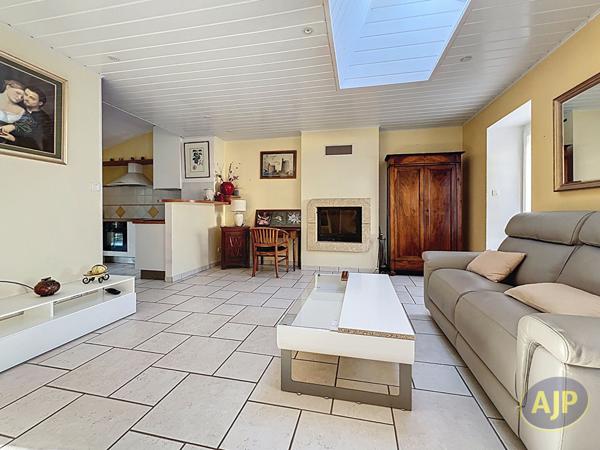 Vente maison La Roche Sur Yon : 203 000 € - AJP Immobilier La Roche-sur-Yon