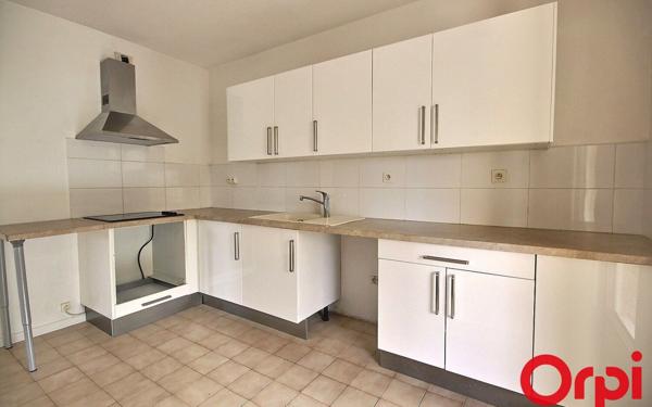 Appartement à vendre    4 pièces • 80,20 m2 Marseille 11