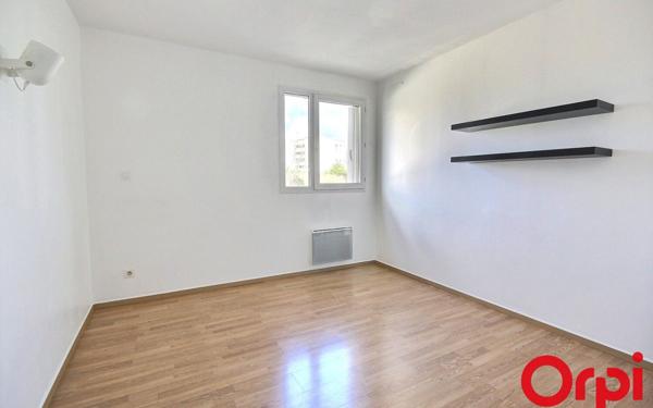 Appartement à vendre    4 pièces • 80,20 m2 Marseille 11