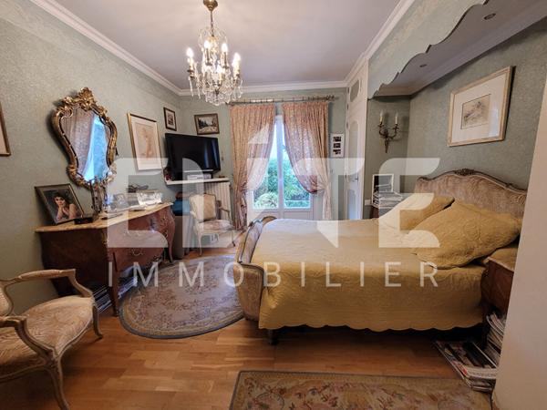 Maison à vendre |  Saint-Martin-des-Champs |  8 pièces | 205 m²